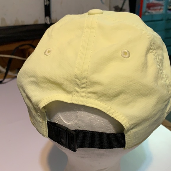 The North Face Hat - Picture 2 of 9